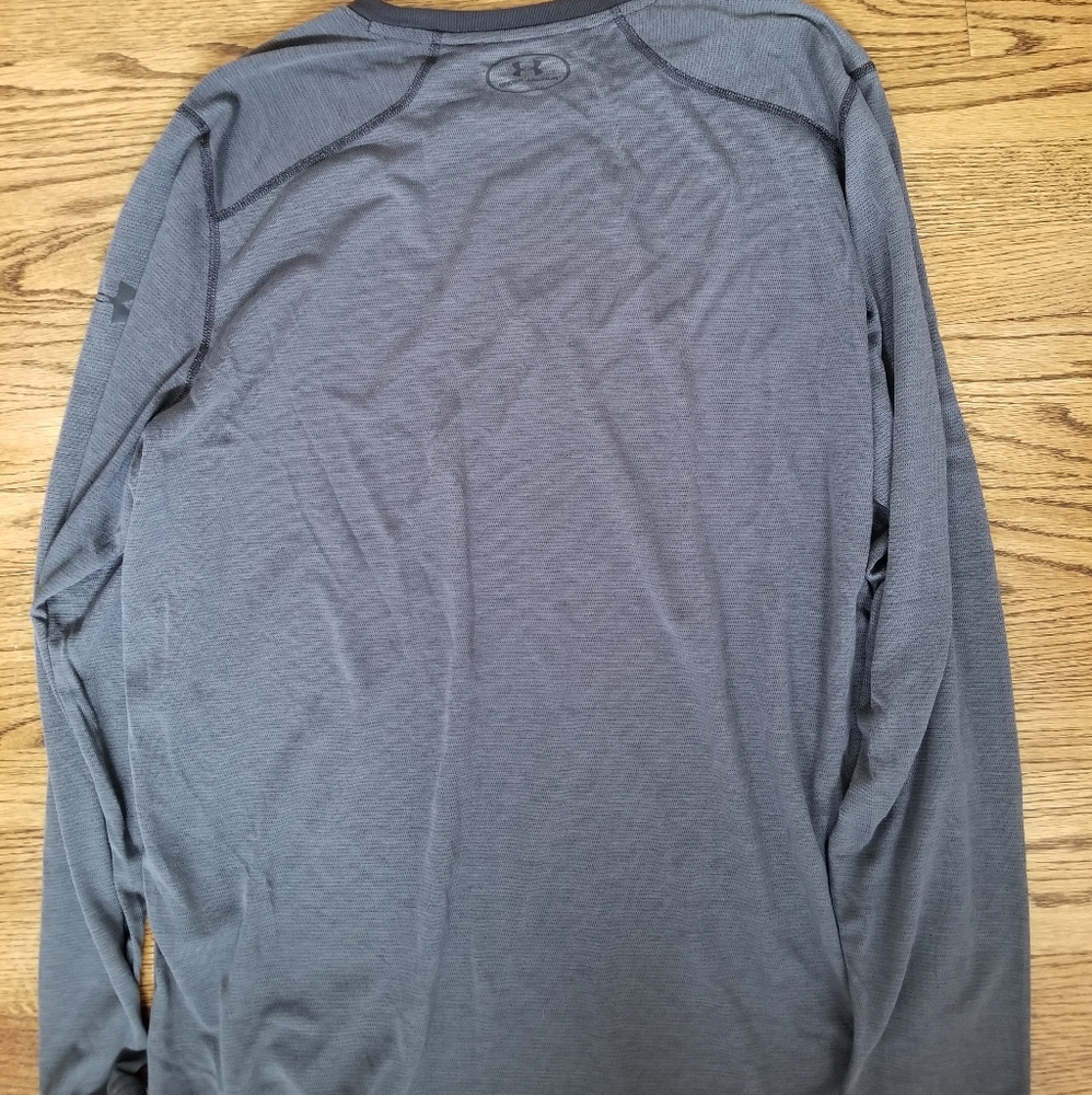 Under Armour pullover - Picture 4 of 4